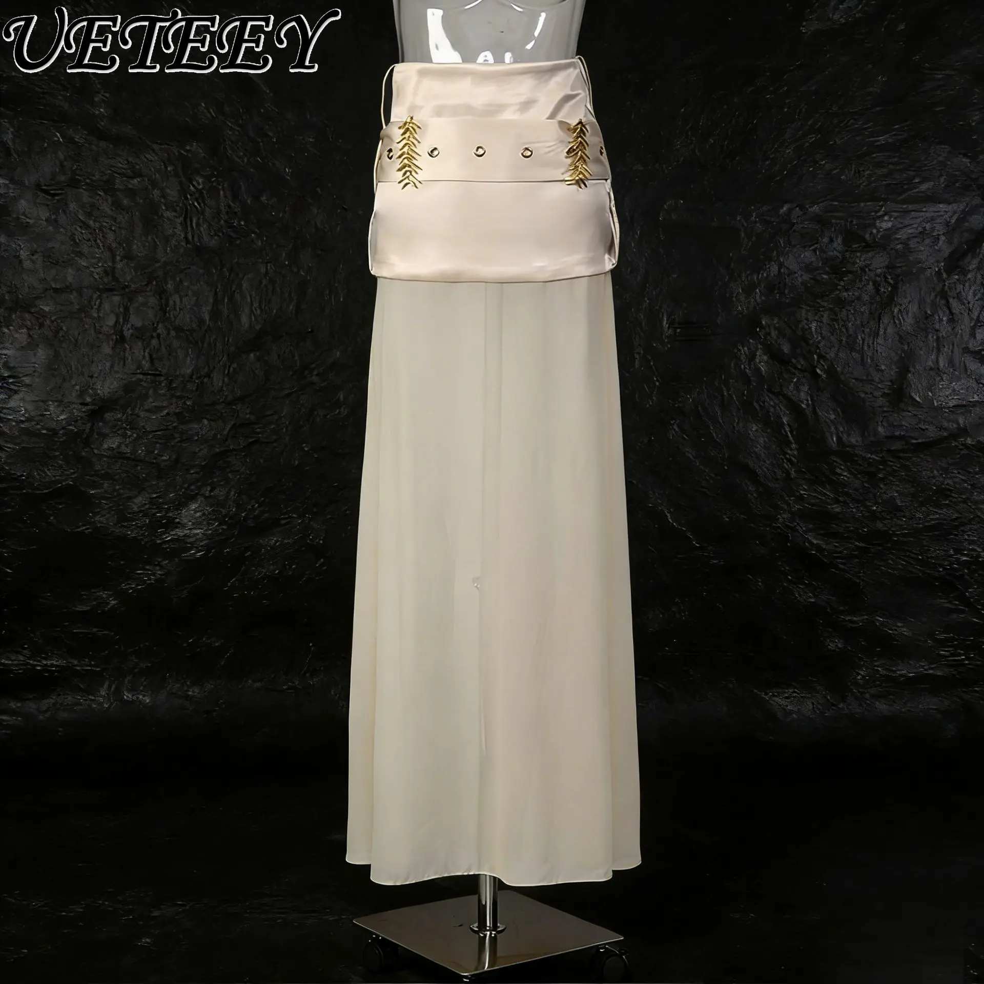 Vintage Court Style Solid Fairy Long Skirt for Women 2026 New High-end Satin Waistband Metal Decoration Slimming Mesh Skirts
Vintage Court Style Solid Fairy Long Skirt for Women 2026 New High-end Satin Waistband Metal Decoration Slimming Mesh Skirts