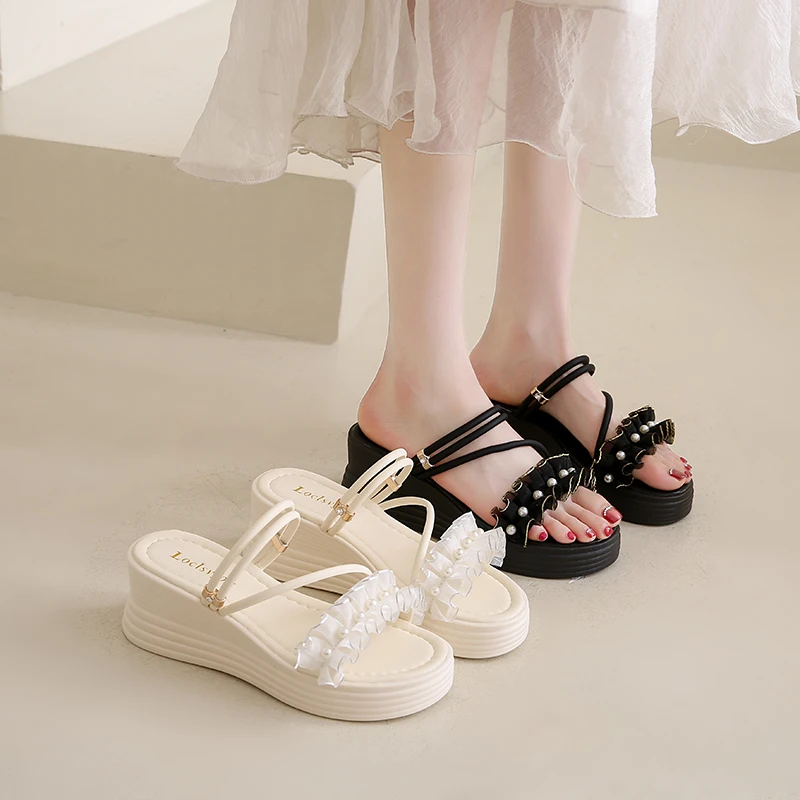Summer Elegant Round Headed Sexy Pearl Thick Soled Slippers Fashionable Best Selling New Comfortable Plus Size Women's Shoes
Summer Elegant Round Headed Sexy Pearl Thick Soled Slippers Fashionable Best Selling New Comfortable Plus Size Women's Shoes