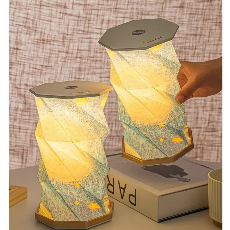 Романтическое звездное небо, вращающийся складной специальный бумажный ночник, сенсорный переключатель, перезаряжаемый портативный водонепроницаемый ночник GN882PX
Романтическое звездное небо, вращающийся складной специальный бумажный ночник, сенсорный переключатель, перезаряжаемый портативный водонепроницаемый ночник GN882PX