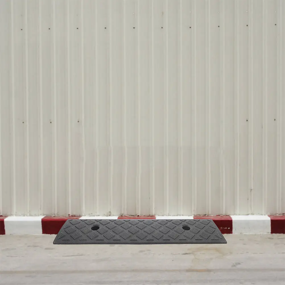 Heavy Duty Plastic Curb Ramp Portable Driveway Step Mat for Cars Wheelchairs Lawn Mowers Trailers Loading Dock Sidewalk Home
Heavy Duty Plastic Curb Ramp Portable Driveway Step Mat for Cars Wheelchairs Lawn Mowers Trailers Loading Dock Sidewalk Home