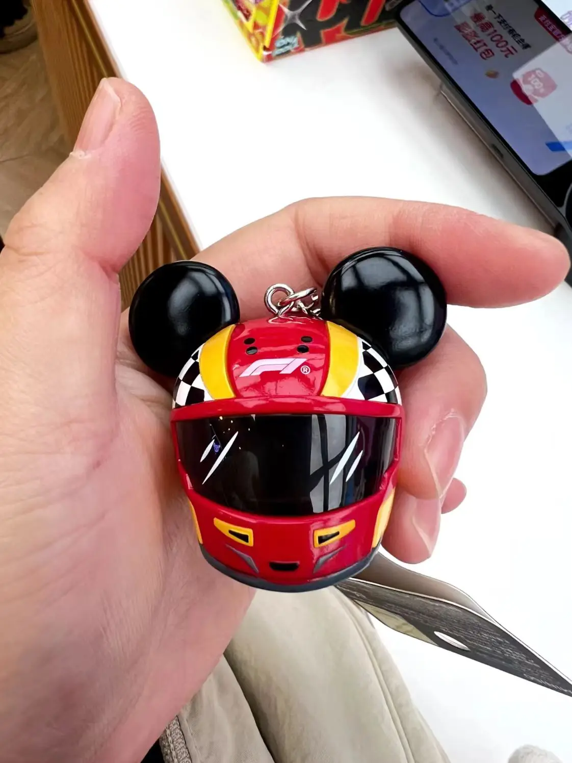 Disney Mickey Mouse Racing Helmet Pendant F1 Series Cute Cartoon Keychain Hanging Ornament Collection Bag Charm Gift
Disney Mickey Mouse Racing Helmet Pendant F1 Series Cute Cartoon Keychain Hanging Ornament Collection Bag Charm Gift