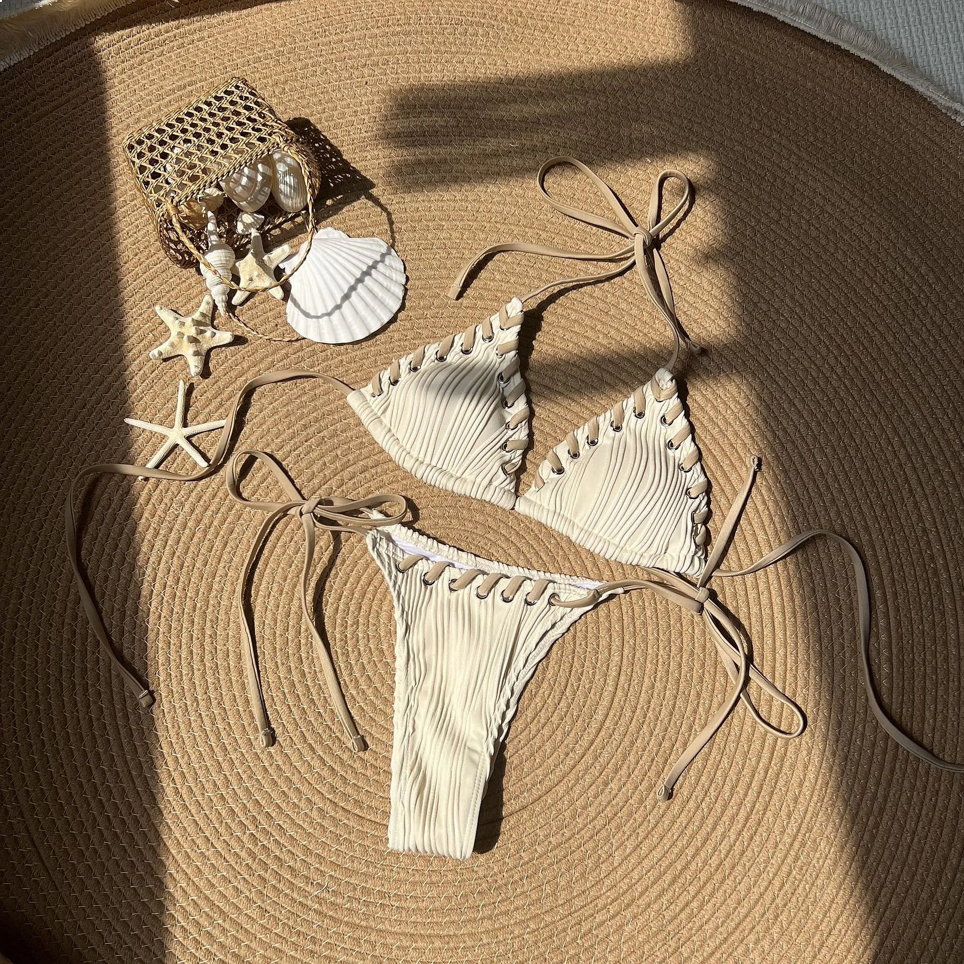 2026 New Sweet Personality Bikini Set Two Piece Swimsuit Women Summer Beachwear
2026 New Sweet Personality Bikini Set Two Piece Swimsuit Women Summer Beachwear