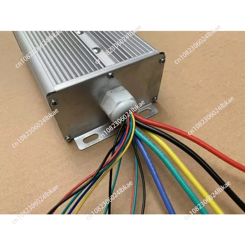 DC12V-24V brushless motor controller DC speed regulation three-phase high power brushless motor driver DIY accessories 1000W 55A
DC12V-24V brushless motor controller DC speed regulation three-phase high power brushless motor driver DIY accessories 1000W 55A