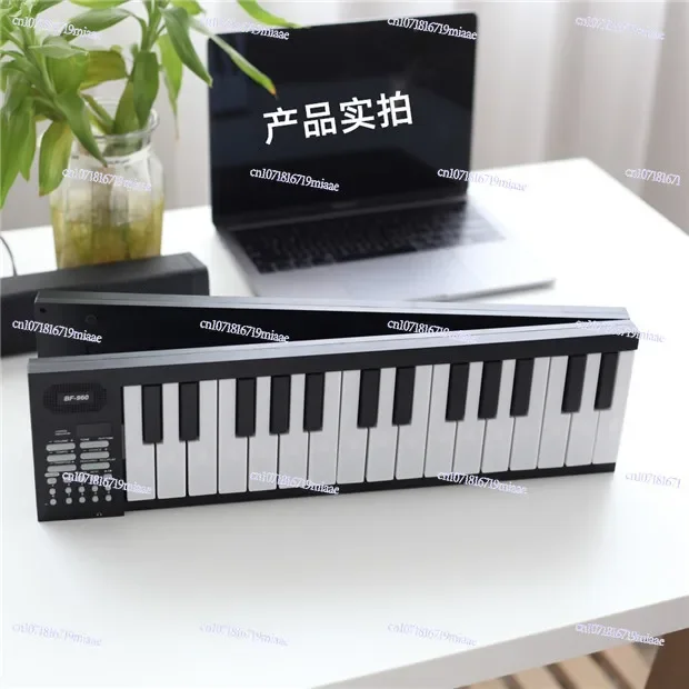 Folding Piano 61 Keys Portable Pianos Synthesizer Professional Musical Keyboard Beginner Adult Electric Organ Musical Intruments
Folding Piano 61 Keys Portable Pianos Synthesizer Professional Musical Keyboard Beginner Adult Electric Organ Musical Intruments