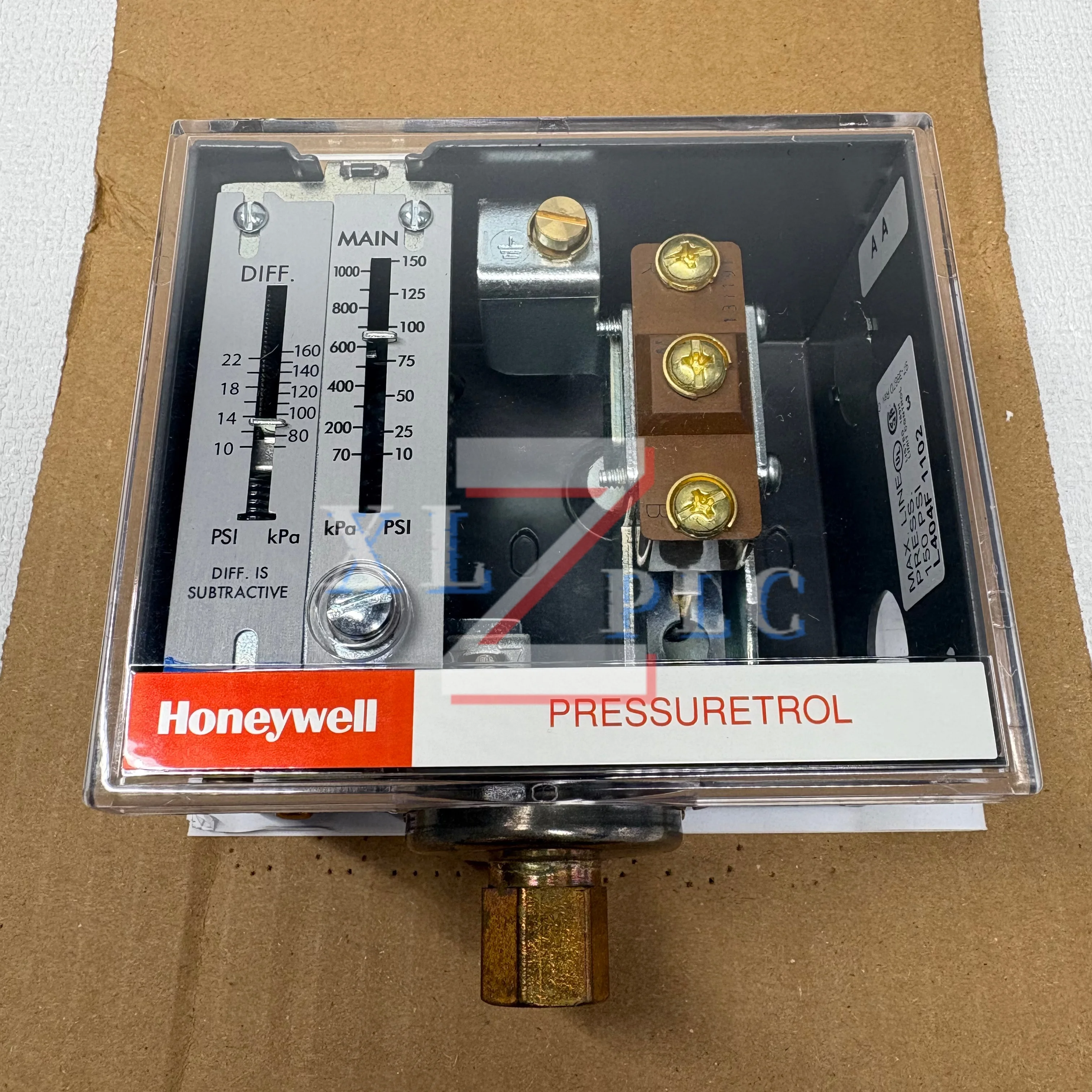 L404F 1102 new in box L404F1102 Pressure switch
L404F 1102 new in box L404F1102 Pressure switch