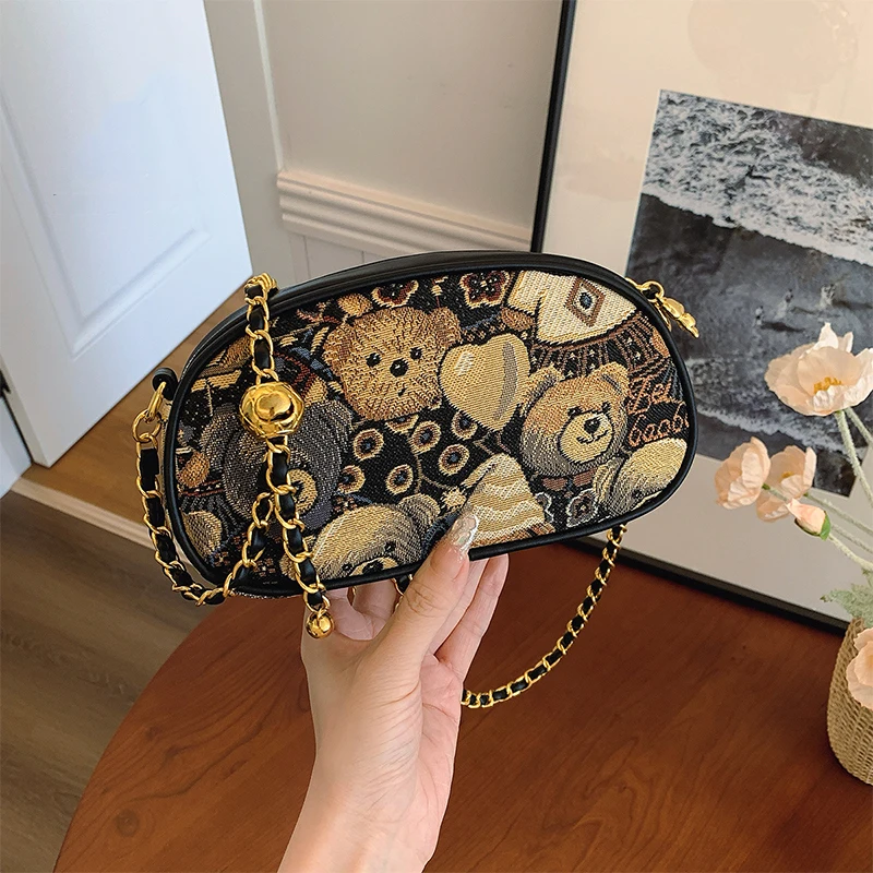 Chain Embroidered Bear Canvas Fashion Shoulder Crossbody Bag
Chain Embroidered Bear Canvas Fashion Shoulder Crossbody Bag