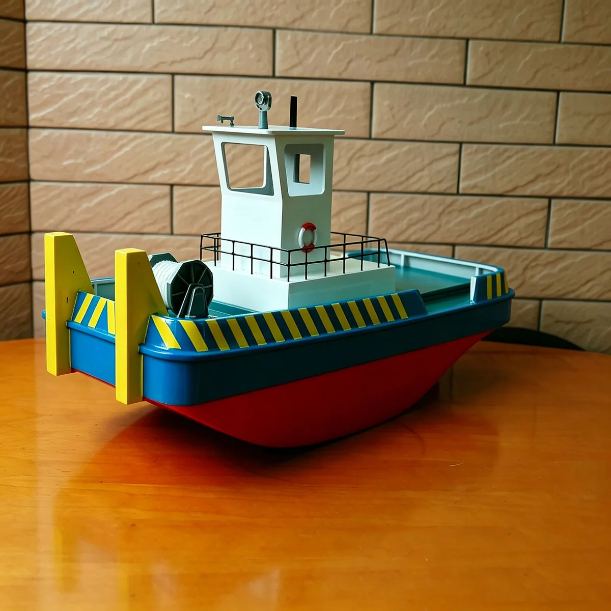 RC Ships 50cm Simulation Remote Control Pushing Work Boat 555 Motor Driven Purely Handmade RC Schiffe Model Finished Ship Toy
RC Ships 50cm Simulation Remote Control Pushing Work Boat 555 Motor Driven Purely Handmade RC Schiffe Model Finished Ship Toy