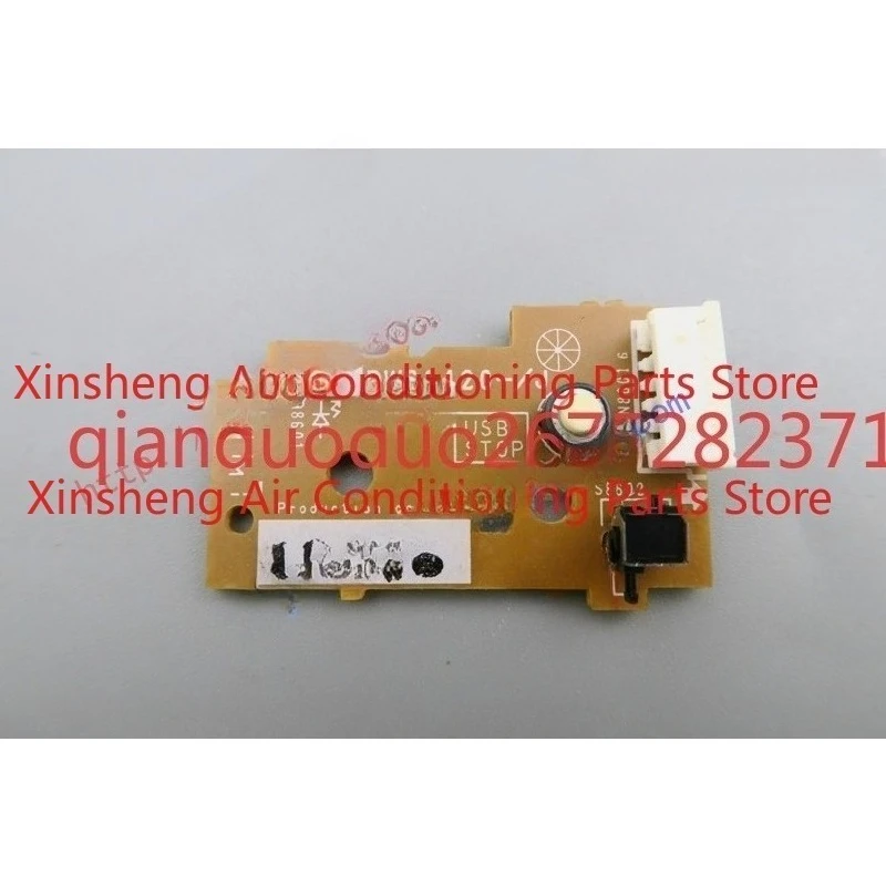 Suitable for Pioneer CDJ-2000 SD card switch board sdsw DWS1420
Suitable for Pioneer CDJ-2000 SD card switch board sdsw DWS1420