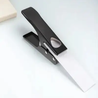 Sturdy Iron Guitar Pick Cutter Punch Tool Diy Ukulele Picks Making Anti-Slip Silicone Handle Reinforced Rivet Design Portable
Sturdy Iron Guitar Pick Cutter Punch Tool Diy Ukulele Picks Making Anti-Slip Silicone Handle Reinforced Rivet Design Portable
