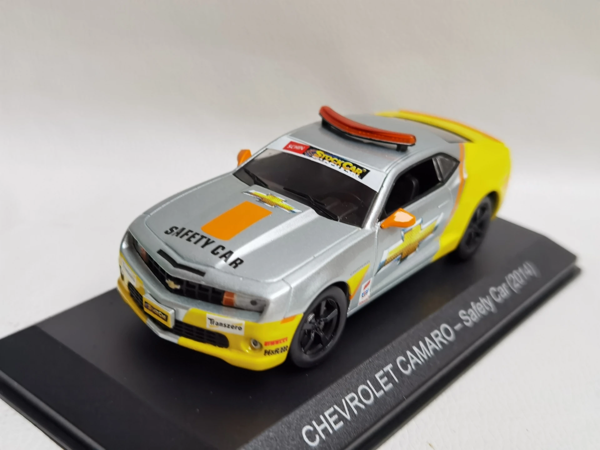 Diecast DEA 1/43 Scale Chevrolet Camaro Safety 2014 Chevrolet Alloy Car Model Collectible Toy Gift Souvenir Display Ornament
Diecast DEA 1/43 Scale Chevrolet Camaro Safety 2014 Chevrolet Alloy Car Model Collectible Toy Gift Souvenir Display Ornament