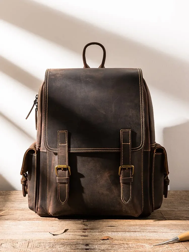 First layer cowhide retro large-capacity computer bag travel leather backpack
First layer cowhide retro large-capacity computer bag travel leather backpack