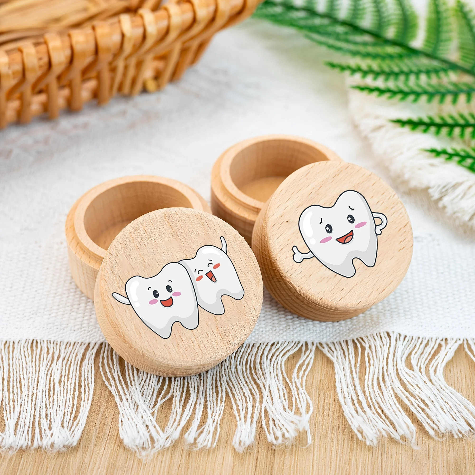 Cartoon Wooden Tooth Fairy Box Cute Design Baby Teeth Storage Pet Organizer Gift for Children Home Decoration
Cartoon Wooden Tooth Fairy Box Cute Design Baby Teeth Storage Pet Organizer Gift for Children Home Decoration