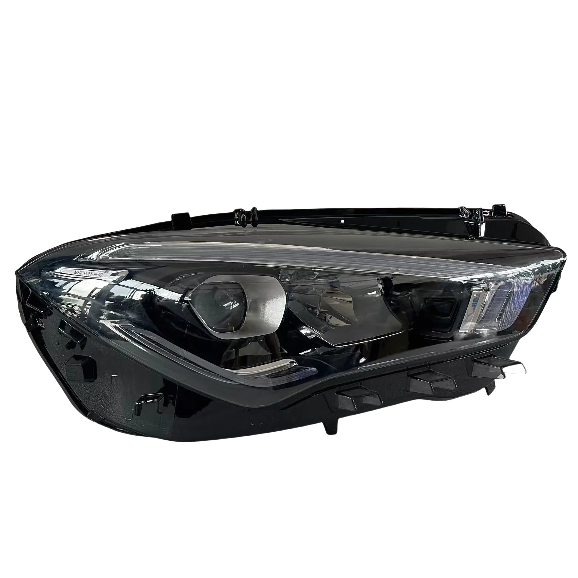 1PC For Mercedes-Benz W118 headlight 2020 2021 2022 2023 CLA200 CLA220 CLA260 LED headlights EU version Headlamp
1PC For Mercedes-Benz W118 headlight 2020 2021 2022 2023 CLA200 CLA220 CLA260 LED headlights EU version Headlamp