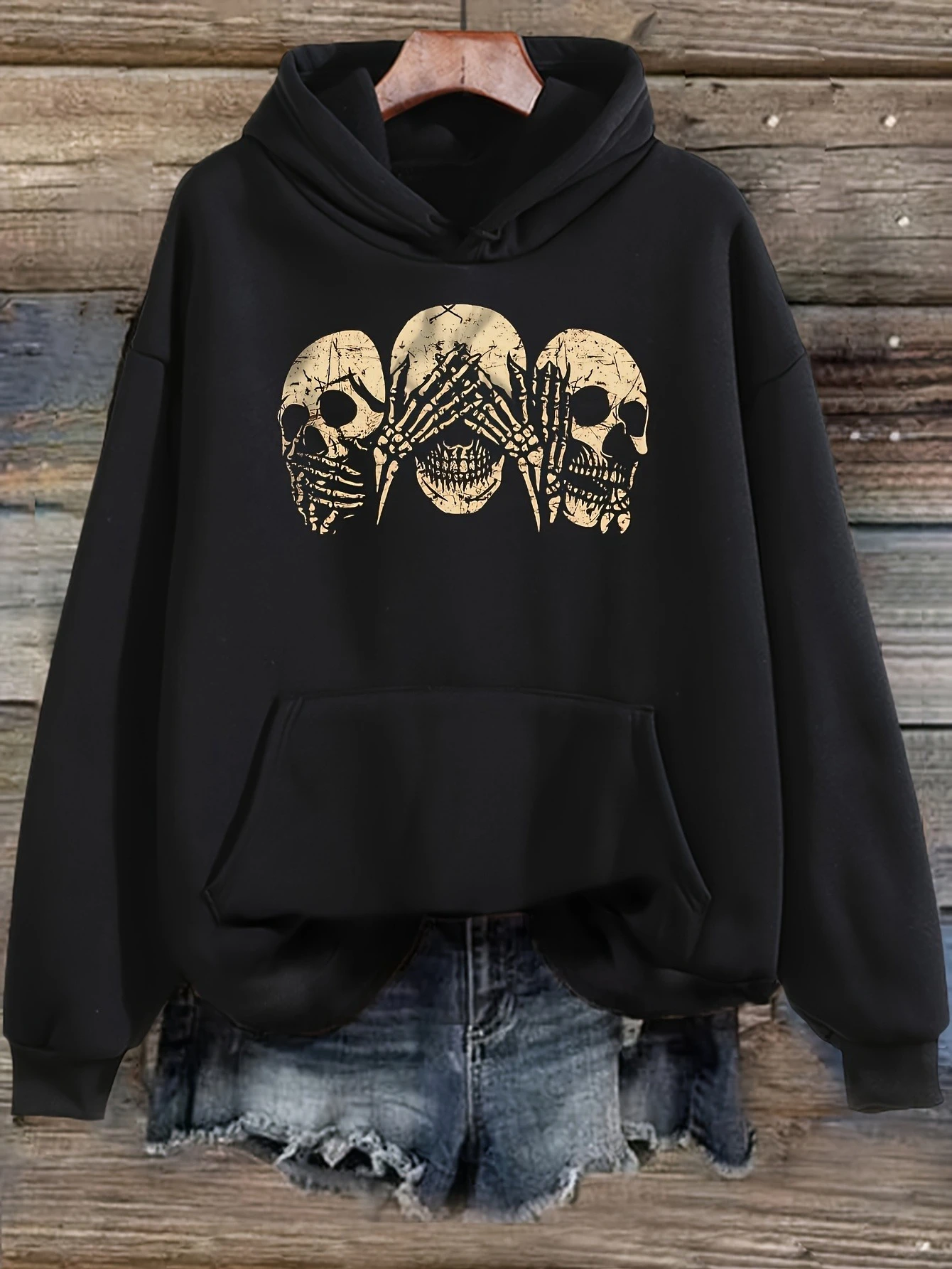 Skull Graphic Printing Autumn and Winter Pure Cotton Men's and Women's Hoodies Casual Outdoor Street Sports Training Brand Trend
Skull Graphic Printing Autumn and Winter Pure Cotton Men's and Women's Hoodies Casual Outdoor Street Sports Training Brand Trend
