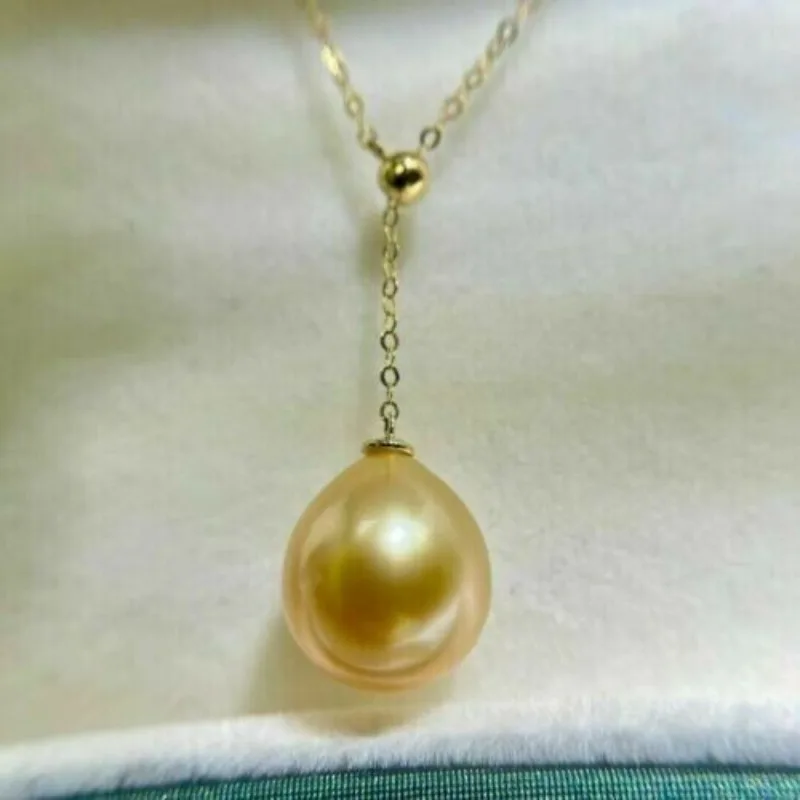 Gorgeous AAAA 9x12mm South Sea Gold Women's Pearl Pendant Necklace 18 Inch 14K Yellow Gold Plated
Gorgeous AAAA 9x12mm South Sea Gold Women's Pearl Pendant Necklace 18 Inch 14K Yellow Gold Plated