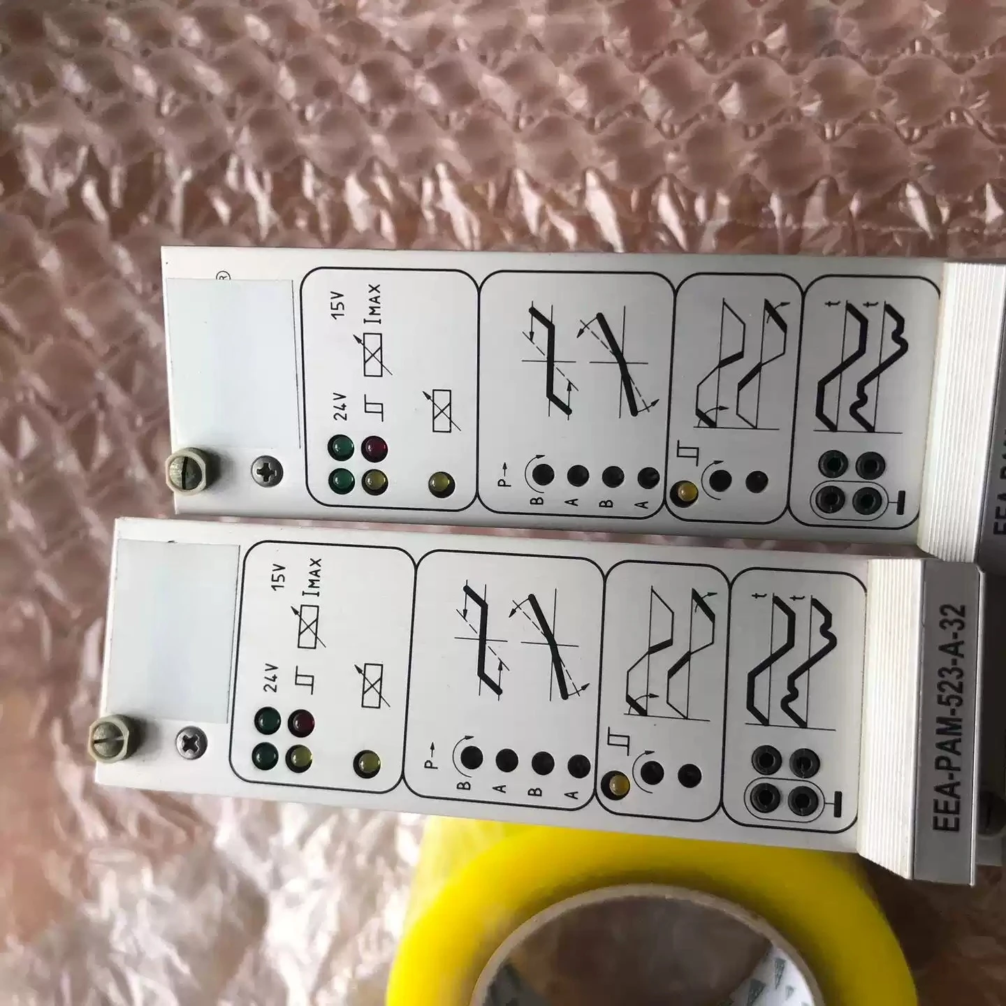 EEA-PAM-513-A-33 Proportional Valve I/P E/P Transducer Electro Pneumatic Converter for Industrial Automation
EEA-PAM-513-A-33 Proportional Valve I/P E/P Transducer Electro Pneumatic Converter for Industrial Automation