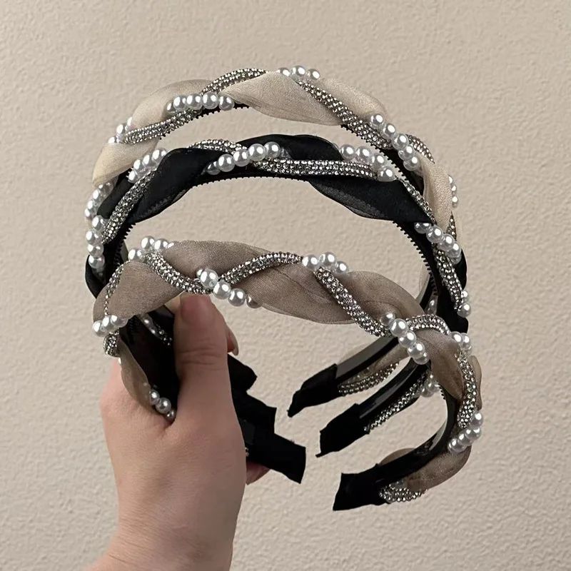1pc Double Pearl Rhinestone Headband Elegant Lace Braided Hair Hoop with Crystal Bezel Women and Girls Stylish Hair Accessories
1pc Double Pearl Rhinestone Headband Elegant Lace Braided Hair Hoop with Crystal Bezel Women and Girls Stylish Hair Accessories