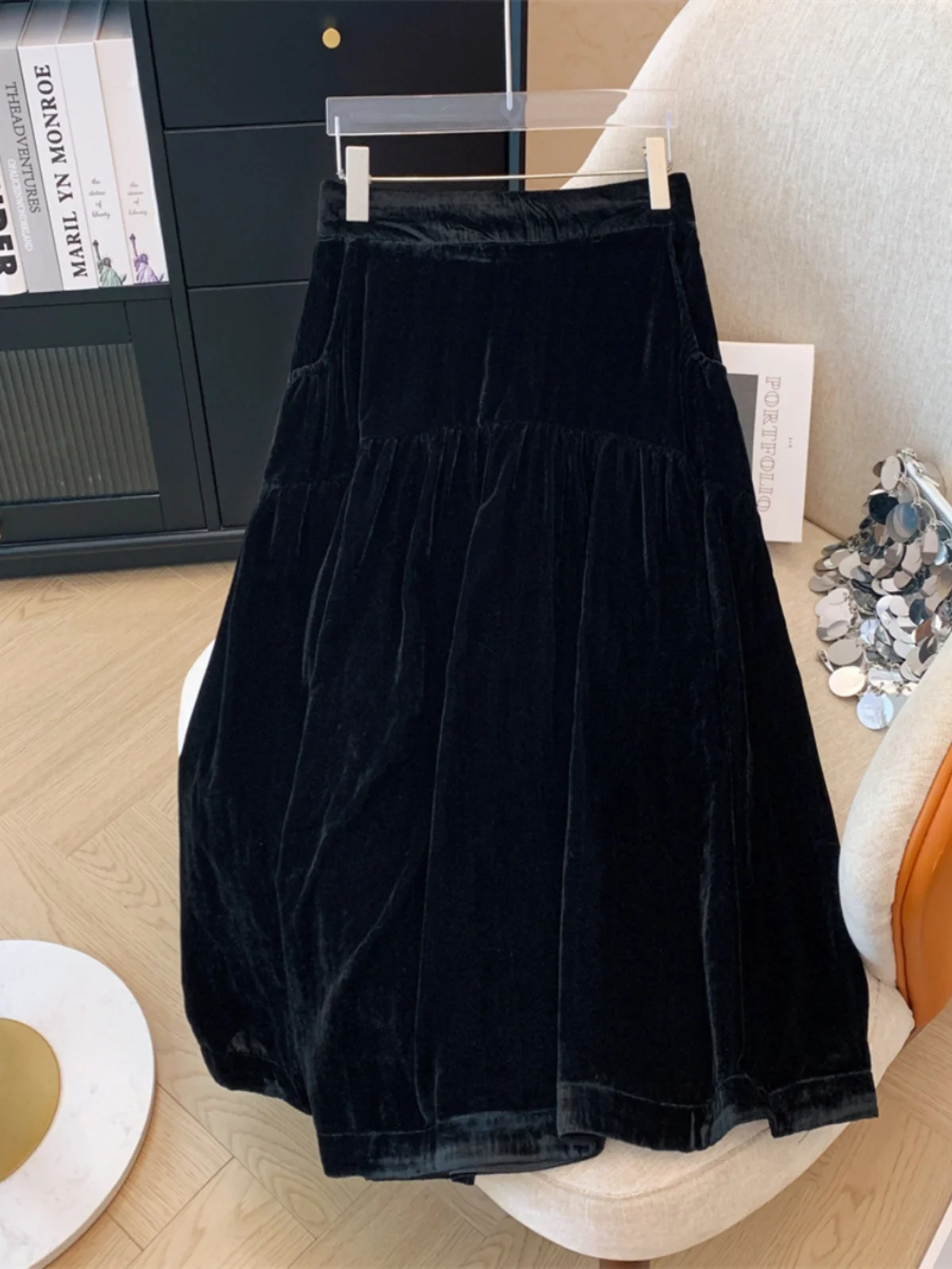 plus Size Bla Velvet A-Line Skirt High Waist Umbrella Skirt Versatile Women's Faion Commute Sle Straight Cut Body ape
plus Size Bla Velvet A-Line Skirt High Waist Umbrella Skirt Versatile Women's Faion Commute Sle Straight Cut Body ape