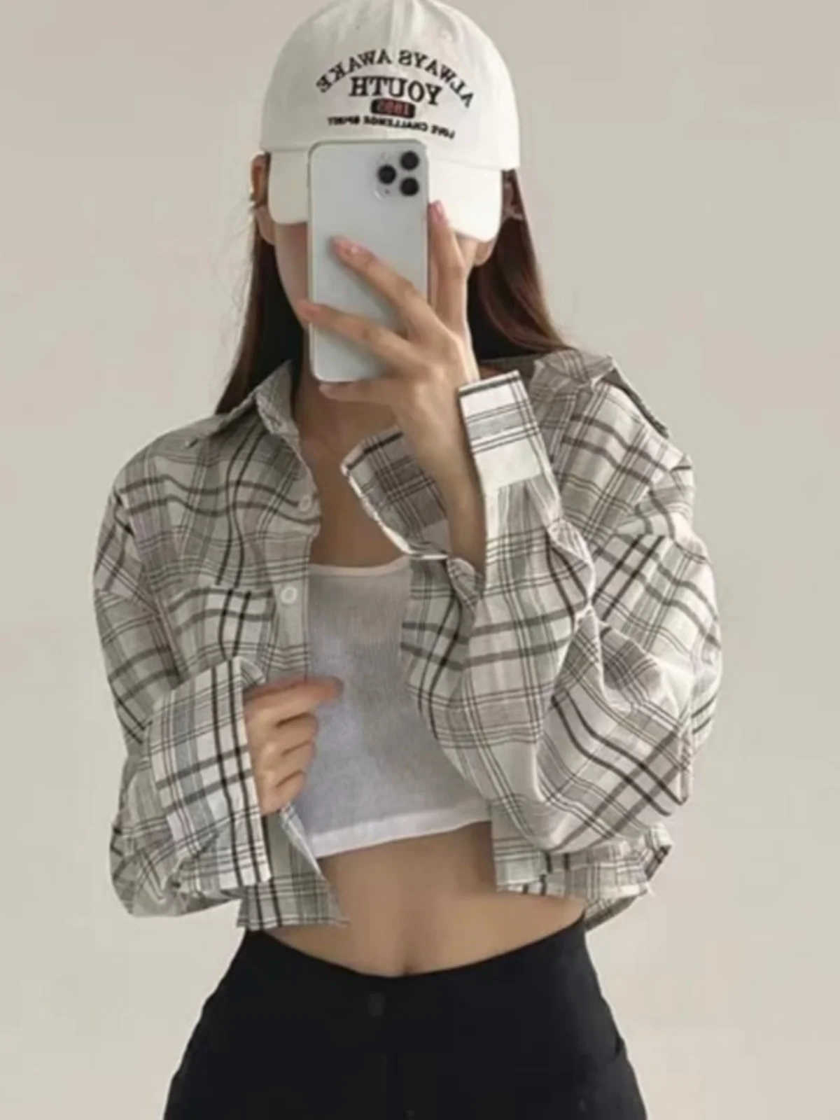 Chic Autumnal Vintage ort Svel Women's irt Outerwear Cotton Plaid Design Loose Fit Regular Length Zipper Closure
Chic Autumnal Vintage ort Svel Women's irt Outerwear Cotton Plaid Design Loose Fit Regular Length Zipper Closure