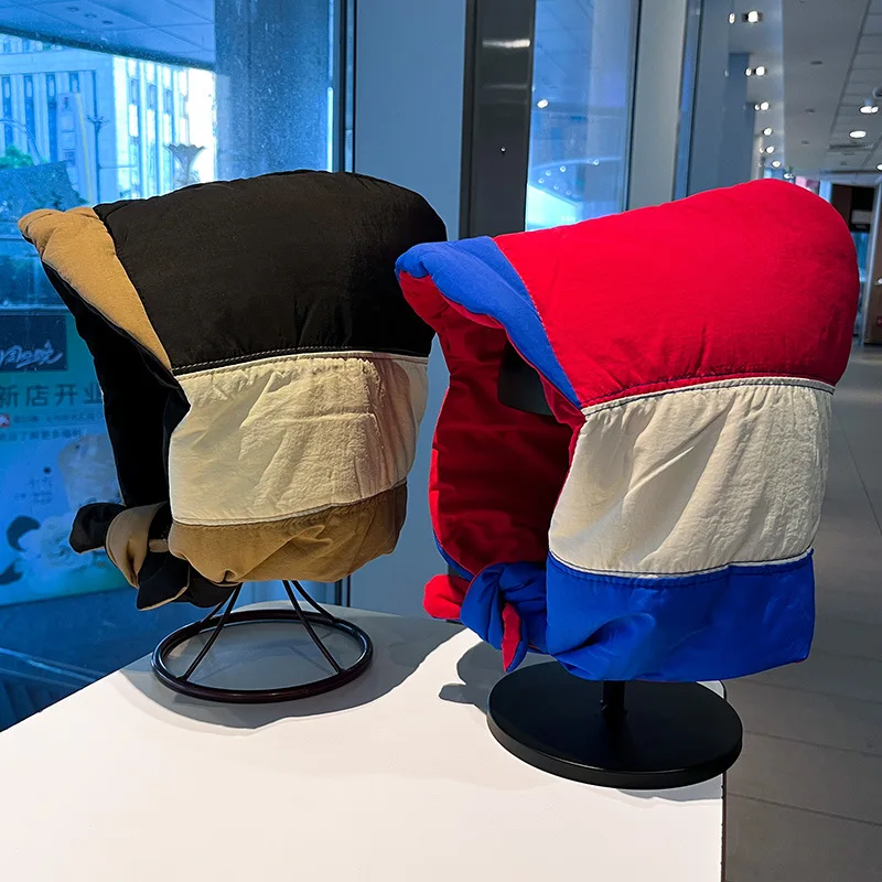 Шапки-ушанки с цветными блоками для мужчин и женщин, уличные осенние и зимние морозостойкие и теплые шапки Lei Feng
Шапки-ушанки с цветными блоками для мужчин и женщин, уличные осенние и зимние морозостойкие и теплые шапки Lei Feng