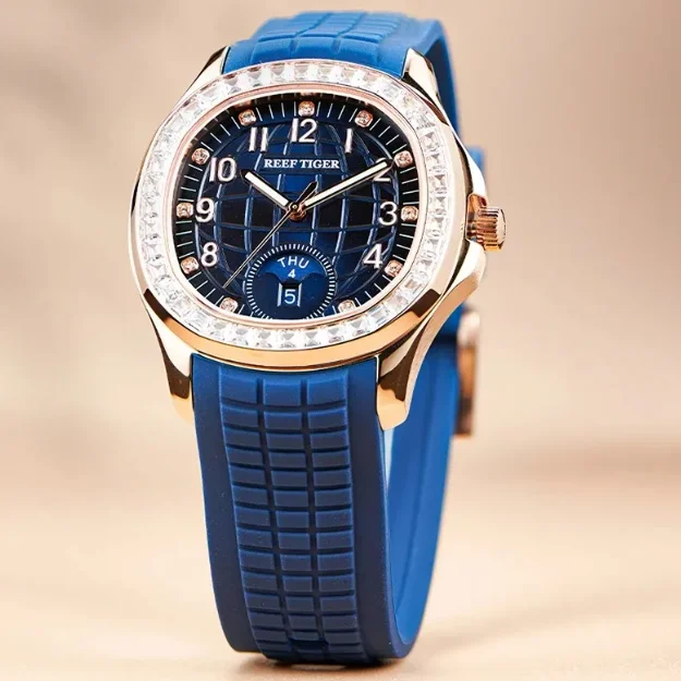 Reef Tiger Men Automatic Watch 39MM Square Mechanical Wristwatch Luminous 50M Waterproof Sapphire Mirror Dual Calendar Week Date
Reef Tiger Men Automatic Watch 39MM Square Mechanical Wristwatch Luminous 50M Waterproof Sapphire Mirror Dual Calendar Week Date