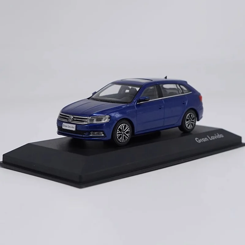 Diecast 1:43 Scale Gran Lavida 2015 Alloy Car Model Finished Product Simulation Toy Adult Collection Gift Static Model Ornament
Diecast 1:43 Scale Gran Lavida 2015 Alloy Car Model Finished Product Simulation Toy Adult Collection Gift Static Model Ornament