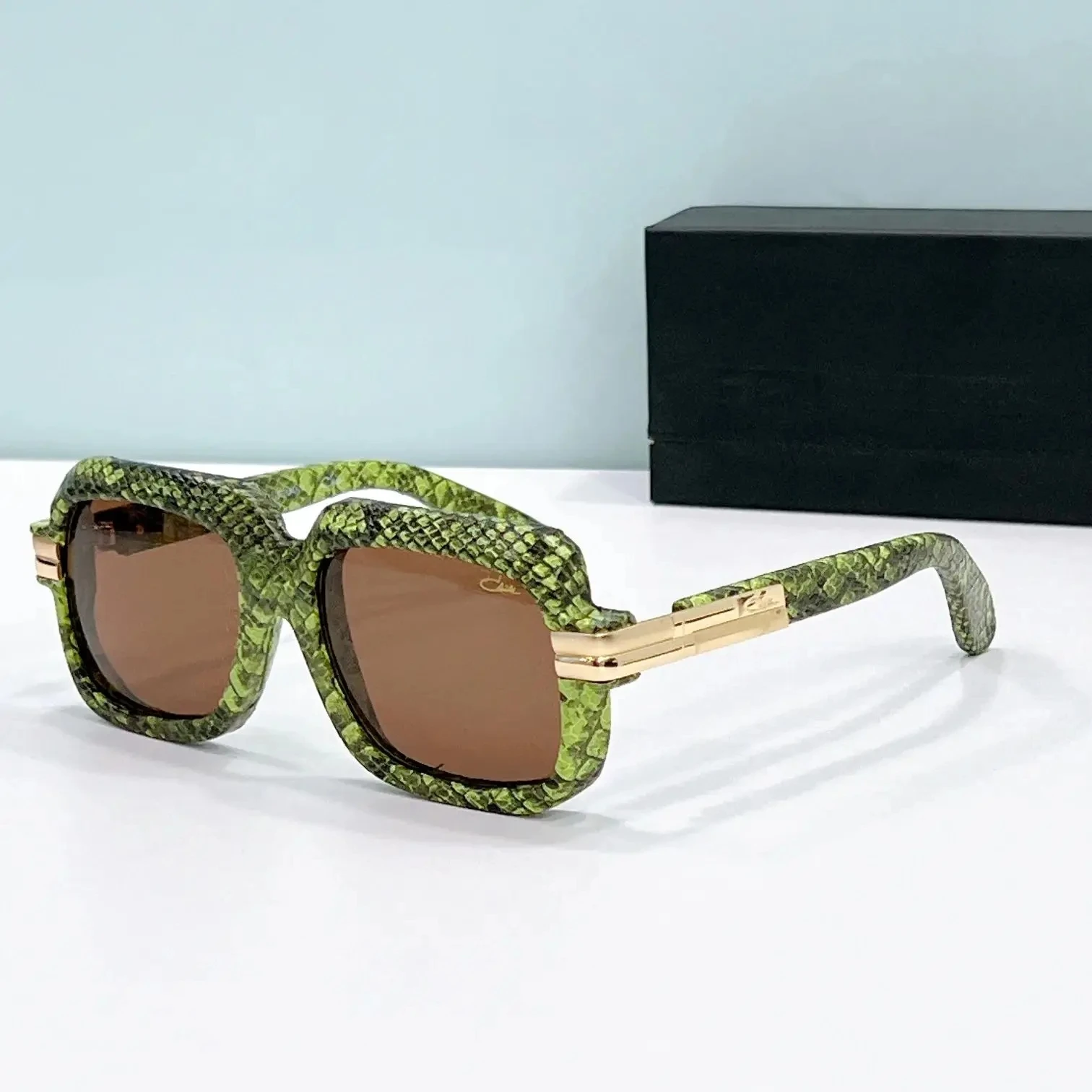 ORIGINALCAZAL MOD6073 Leather+Acetate Frame Classic Business Men Sunglasses Luxury UV400 Brown Lenses Women Couple Eyewear
ORIGINALCAZAL MOD6073 Leather+Acetate Frame Classic Business Men Sunglasses Luxury UV400 Brown Lenses Women Couple Eyewear