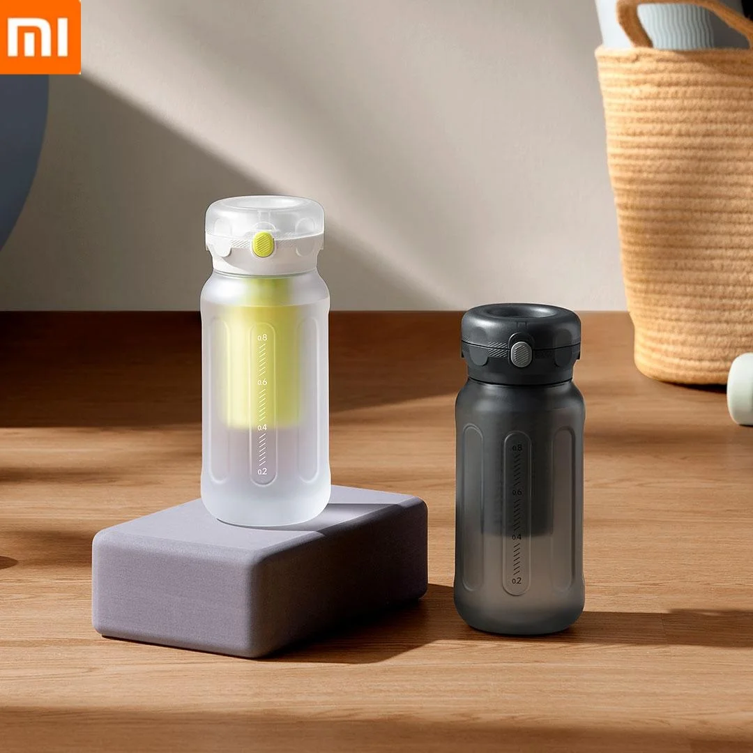  Xiaomi Mijia Portable Travel Sports Water Cup 1L Sport Water Bottle Safe Plastic Bottles For Mi Training Sport Fitness Kettle
Xiaomi Mijia Portable Travel Sports Water Cup 1L Sport Water Bottle Safe Plastic Bottles For Mi Training Sport Fitness Kettle