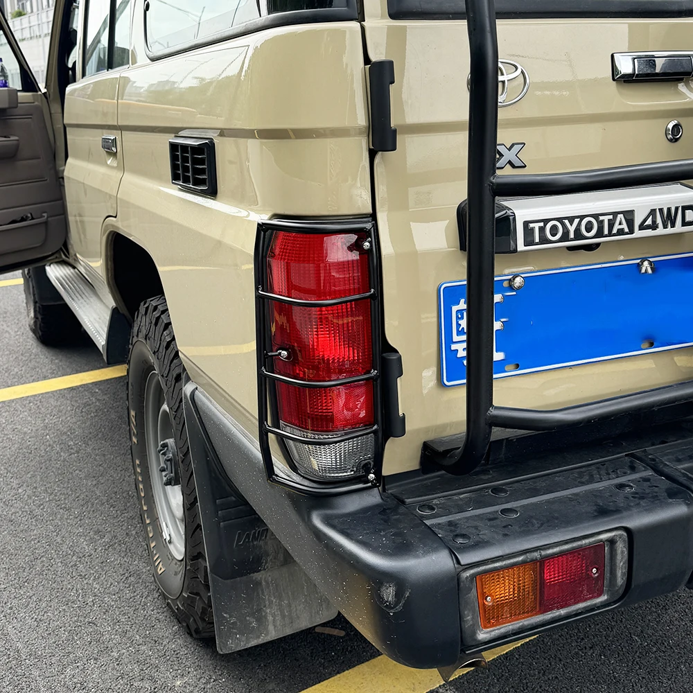 Black Chrome Metal Tail Light Lamp Protective Cover For Toyota Land Cruiser 76 78 75 71 LC76 LC78 LC75 LC71 FJ76 /78 Accessories
Black Chrome Metal Tail Light Lamp Protective Cover For Toyota Land Cruiser 76 78 75 71 LC76 LC78 LC75 LC71 FJ76 /78 Accessories