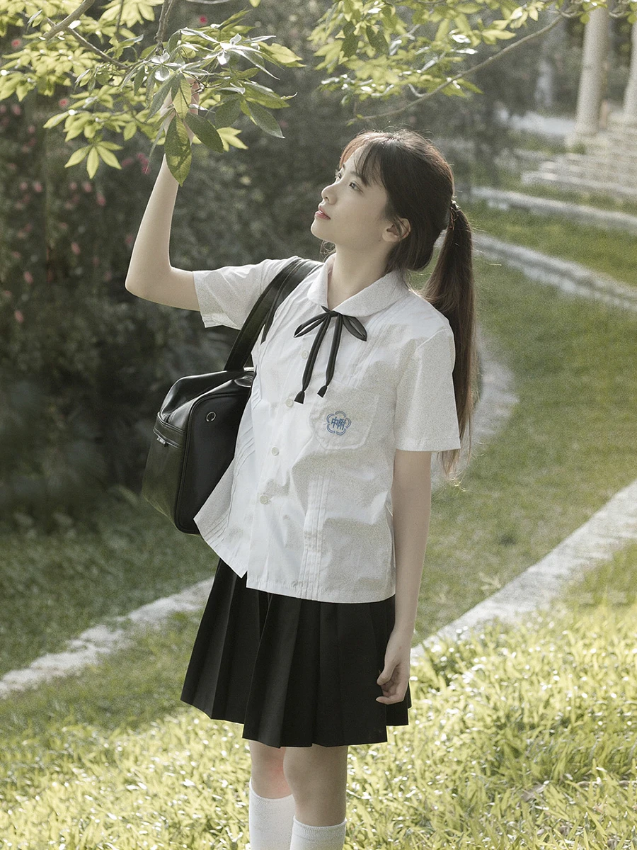 Тайваньский школьный комплект orm High School aduation Class orm White irt Accordion Pleat Summer College Sle Student Outfit
Тайваньский школьный комплект orm High School aduation Class orm White irt Accordion Pleat Summer College Sle Student Outfit