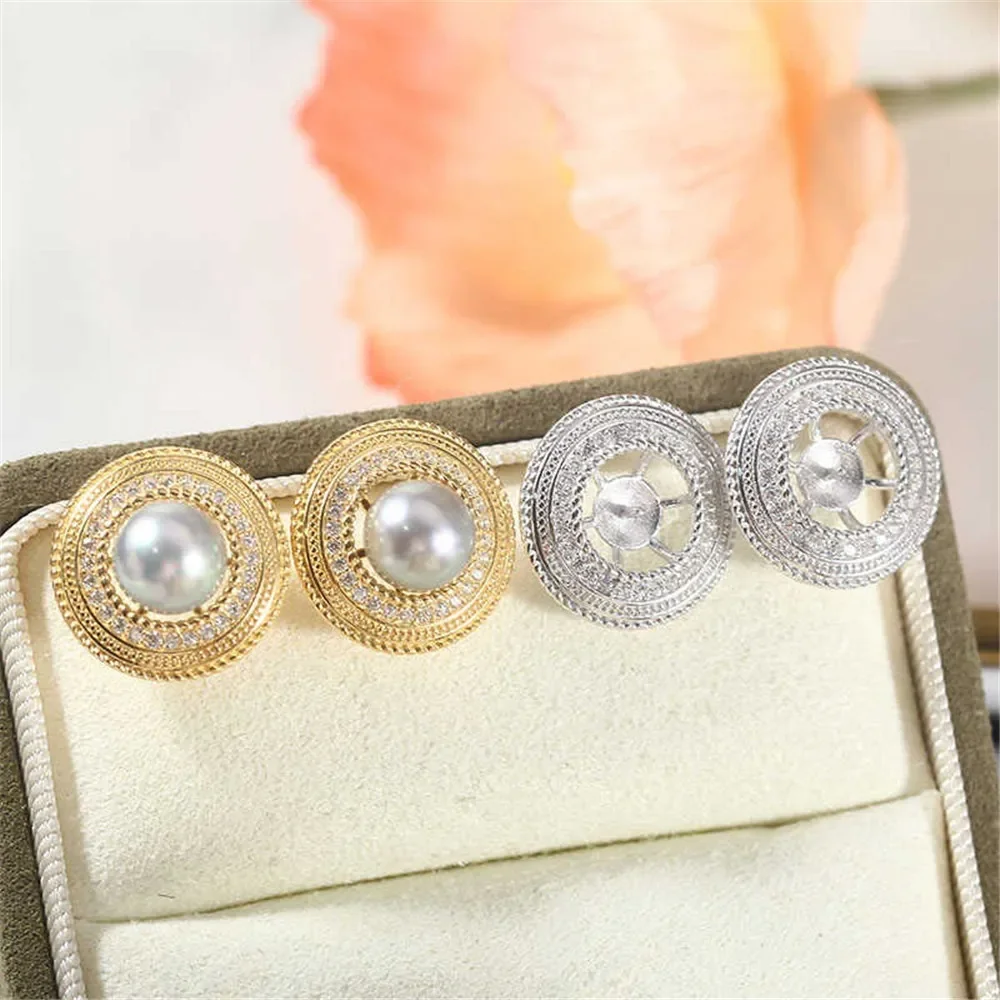 DIY Pearl Accessories New S925 Sterling Silver Luxury Disc Zircon Earrings Empty Holder Fashion Pompous Exquisite Classical
DIY Pearl Accessories New S925 Sterling Silver Luxury Disc Zircon Earrings Empty Holder Fashion Pompous Exquisite Classical