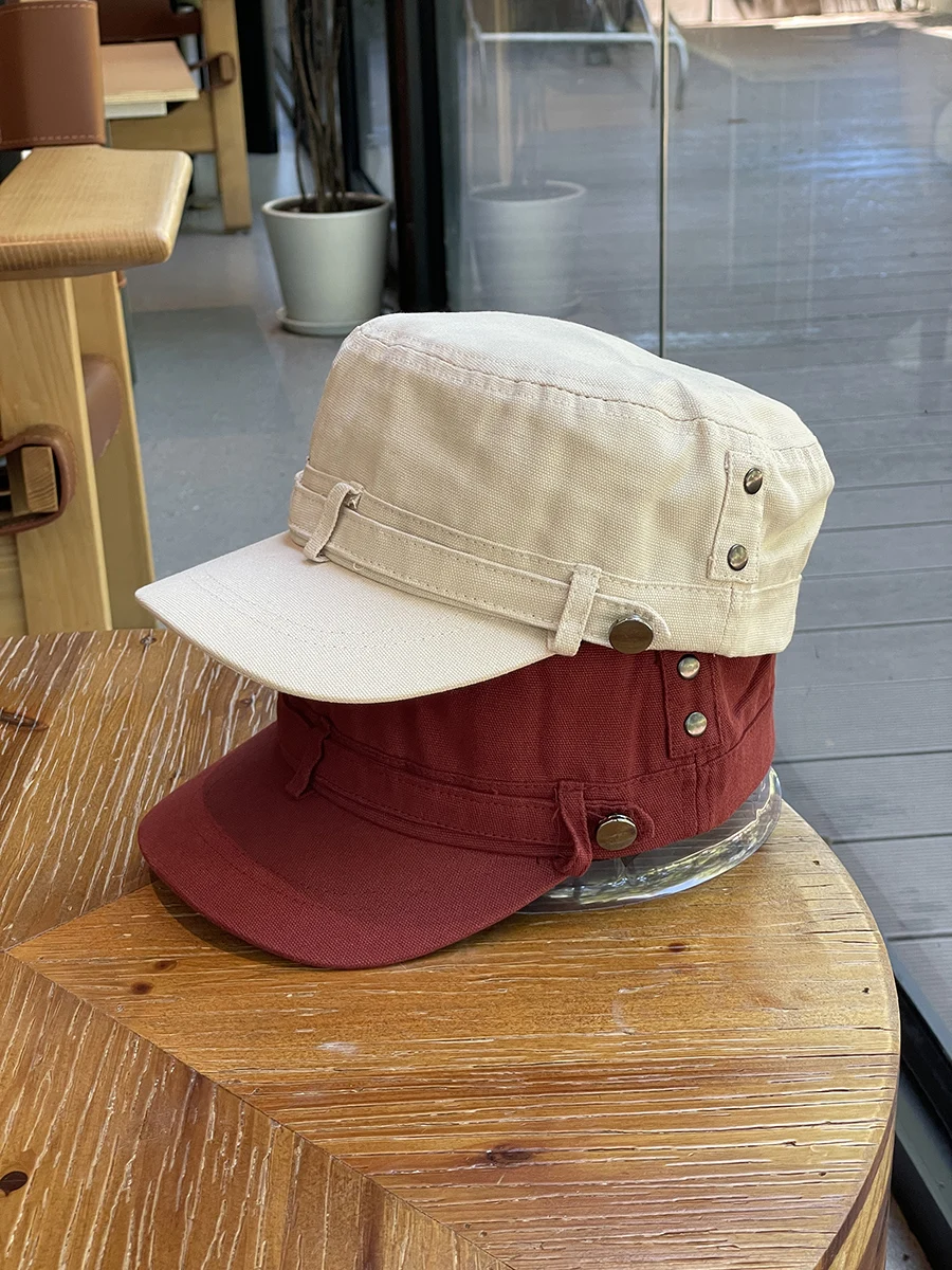 Fashionable Face-Slimming Flat Top Duckbill Cap Equestrian Hat Vintage Washed Workwear Rivet Knight Hat
Fashionable Face-Slimming Flat Top Duckbill Cap Equestrian Hat Vintage Washed Workwear Rivet Knight Hat