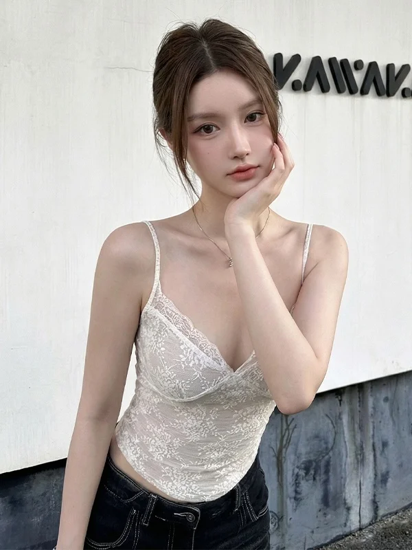 White Lace Sleeveless Crop Top Women's Spring Pure Desirable Sexy Spicy Base Shirt T-shirt Slim Fit Inner Wear Outer Wear
White Lace Sleeveless Crop Top Women's Spring Pure Desirable Sexy Spicy Base Shirt T-shirt Slim Fit Inner Wear Outer Wear