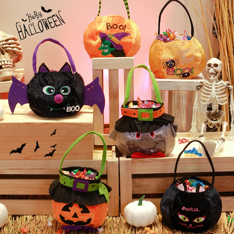 Halloween candy bag handheld pumpkin bag Velvet cloth witch skull bundle pocket candy Halloween props Gift bag
Halloween candy bag handheld pumpkin bag Velvet cloth witch skull bundle pocket candy Halloween props Gift bag