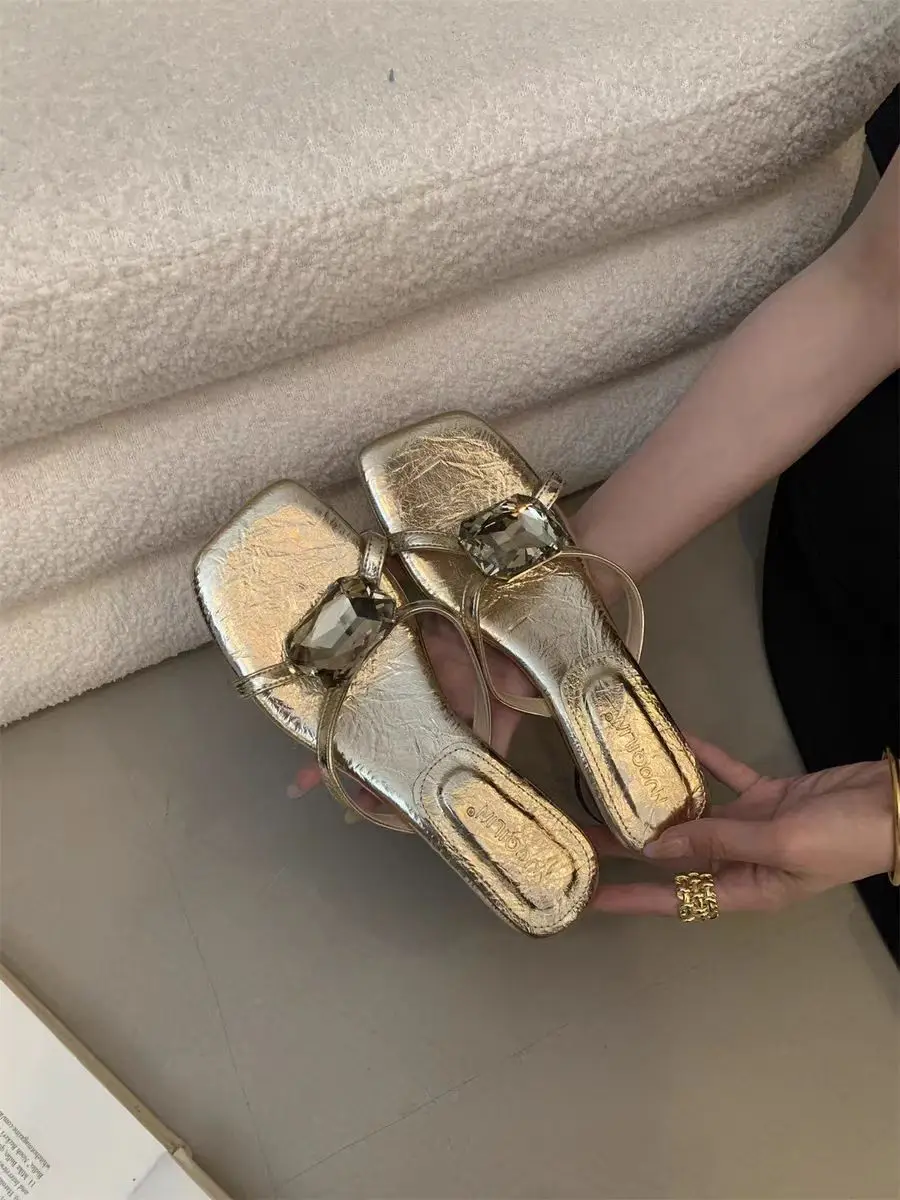 2025 Summer Flip Flop Open Toe Women Flats Slippers Shoes Comfort Soft Sole Beach Vacation Ladies Slides
2025 Summer Flip Flop Open Toe Women Flats Slippers Shoes Comfort Soft Sole Beach Vacation Ladies Slides