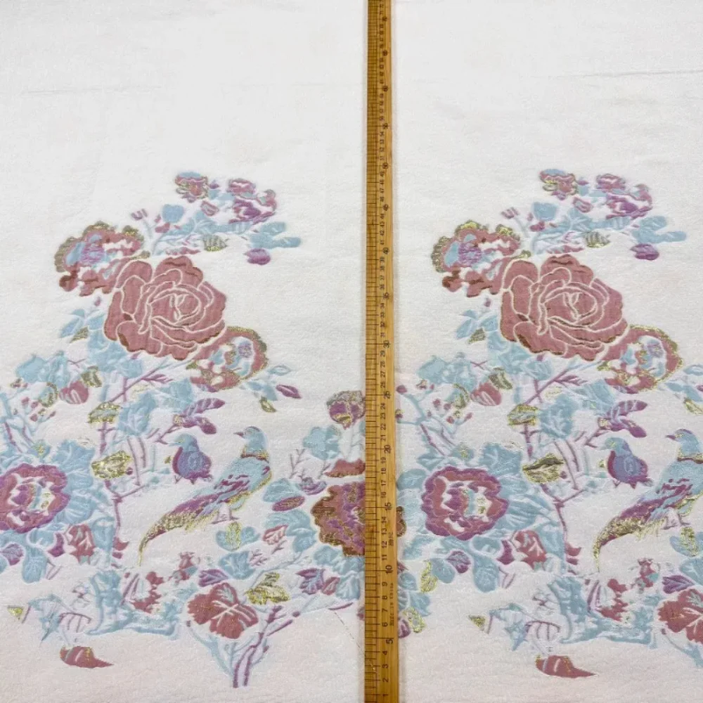 Fashionable Bouquet Yarn Dyed Jacquard Fabric for Diy Sewing Dress Windbreaker Polyester Material Cloth 125x150cm
Fashionable Bouquet Yarn Dyed Jacquard Fabric for Diy Sewing Dress Windbreaker Polyester Material Cloth 125x150cm