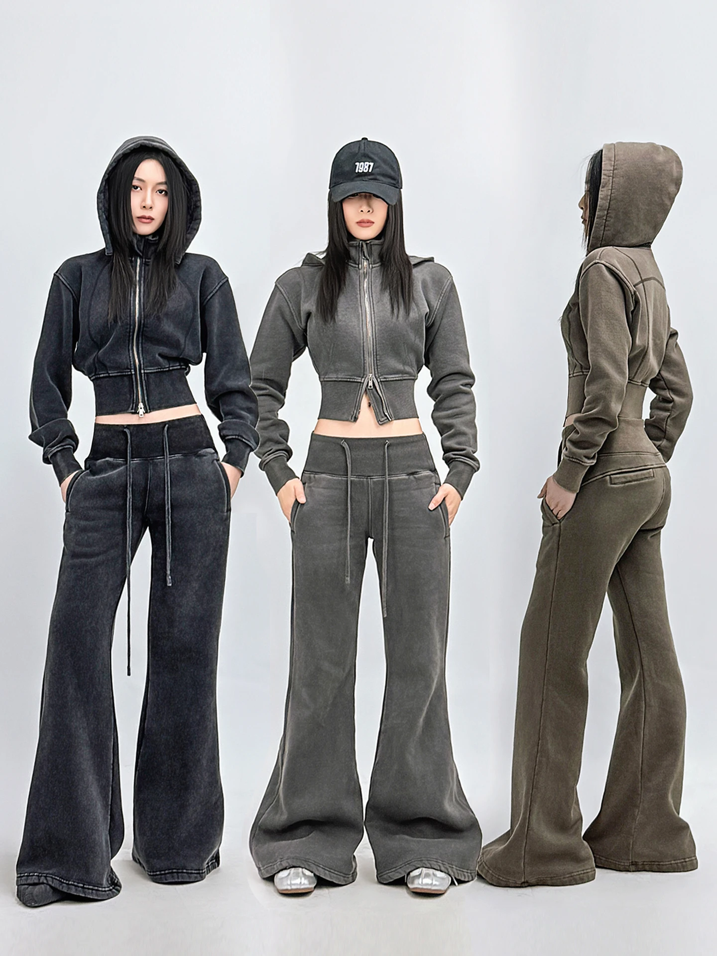 SUN90 Американский ретро пряный комплект для девочек на подкладке, облегающий комплект, женские спортивные штаны на молнии с капюшоном Jaet Bootcut
SUN90 Американский ретро пряный комплект для девочек на подкладке, облегающий комплект, женские спортивные штаны на молнии с капюшоном Jaet Bootcut