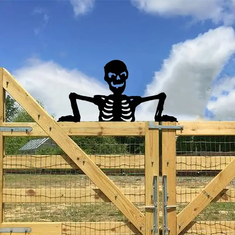 Iron Silhouette Cute Skull Statue Fence Decoration Outdoor Halloween Metal Garden Yard House Decoration
Iron Silhouette Cute Skull Statue Fence Decoration Outdoor Halloween Metal Garden Yard House Decoration