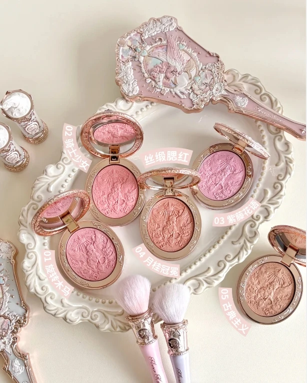 Bonnie Garden Flower Know Freeze-Dried Relief Blush Expansion Ambient Color Sweetheart Bear Pearl Collection
Bonnie Garden Flower Know Freeze-Dried Relief Blush Expansion Ambient Color Sweetheart Bear Pearl Collection