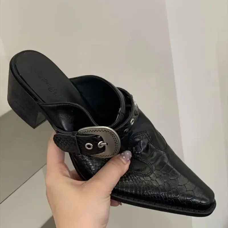 Ladies Pumps Black Vintage Muller Slippers Summer Close Toe Chunky Shoes For Woman 2026 Belt Buckle High Heels Fashion Shoes
Ladies Pumps Black Vintage Muller Slippers Summer Close Toe Chunky Shoes For Woman 2026 Belt Buckle High Heels Fashion Shoes