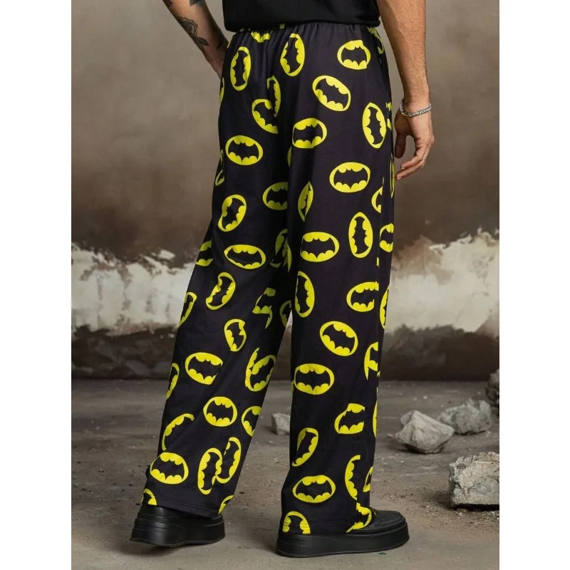 Graffiti Painted European and American Style Straight Leg Pants, Men's Spring and Autumn Loose and Versatile Casual Sports Pants
Graffiti Painted European and American Style Straight Leg Pants, Men's Spring and Autumn Loose and Versatile Casual Sports Pants