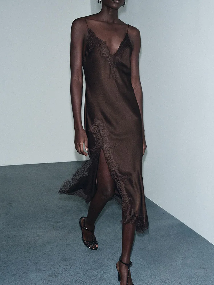 Faionable Sweet Sexy Lace Silk Satin Feel Dr New Arrival Winter 2025 Women's Clothing Midi Length Svel Gown
Faionable Sweet Sexy Lace Silk Satin Feel Dr New Arrival Winter 2025 Women's Clothing Midi Length Svel Gown