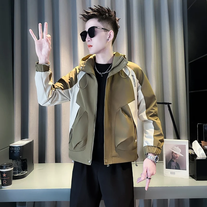 Small Size Men's Casual Jaet with Hood Splicing Design Windproof Polyester Fiber Spring Autumn Wear for Teenagers
Small Size Men's Casual Jaet with Hood Splicing Design Windproof Polyester Fiber Spring Autumn Wear for Teenagers