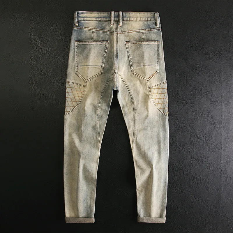 Handsome jeans for men, motorcycle nostalgic retro washed high-end slim fit, small foot elastic long pants
Handsome jeans for men, motorcycle nostalgic retro washed high-end slim fit, small foot elastic long pants