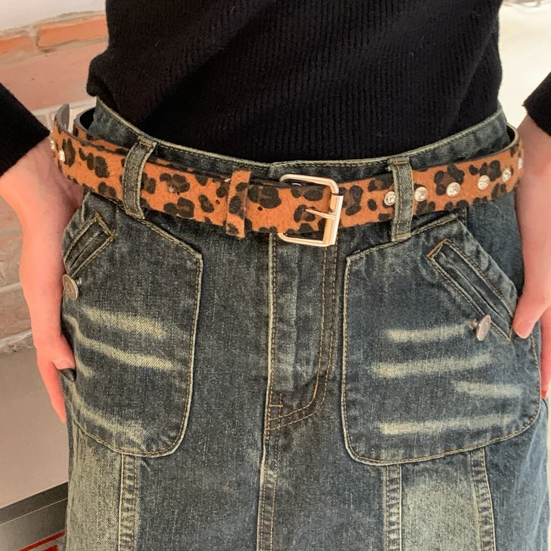 Stylish Vintage Rhinestone Leopard Print Belt Women's versatile plush jeans decorative belt Hot girl trendy and cool thin bel
Stylish Vintage Rhinestone Leopard Print Belt Women's versatile plush jeans decorative belt Hot girl trendy and cool thin bel