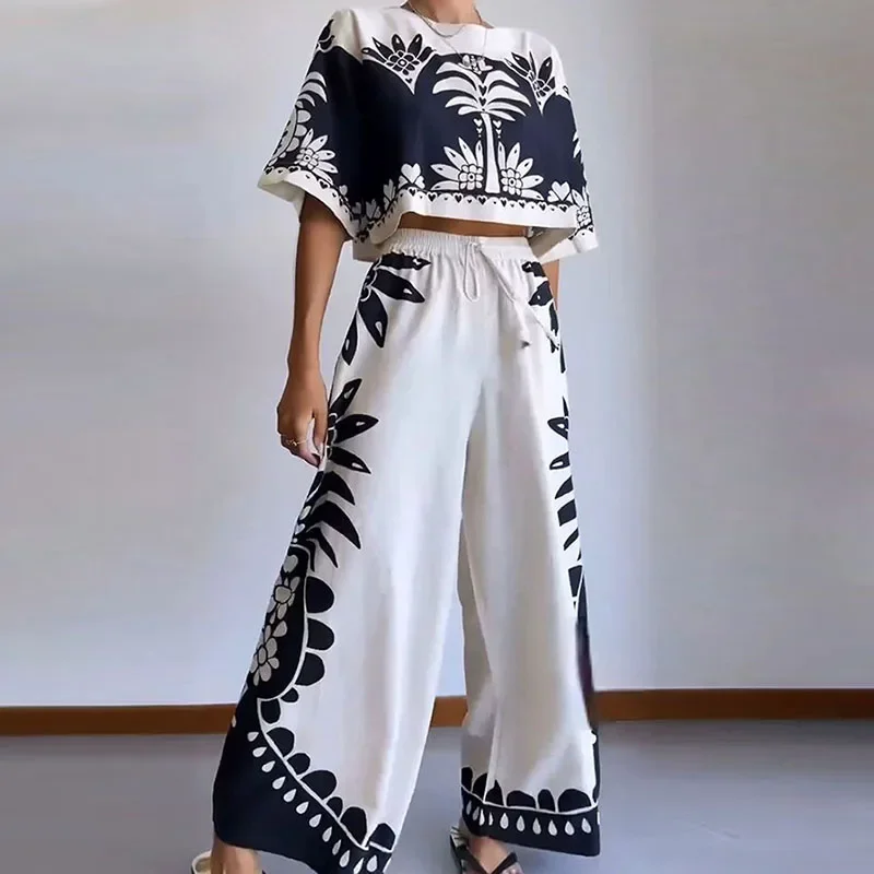 Women Elegant Wide-leg Pants Two-piece Set Women 2024 Spring Half Sleeve Printing Casual Pullover Top&Pants Casual Suit Retro
Women Elegant Wide-leg Pants Two-piece Set Women 2024 Spring Half Sleeve Printing Casual Pullover Top&Pants Casual Suit Retro