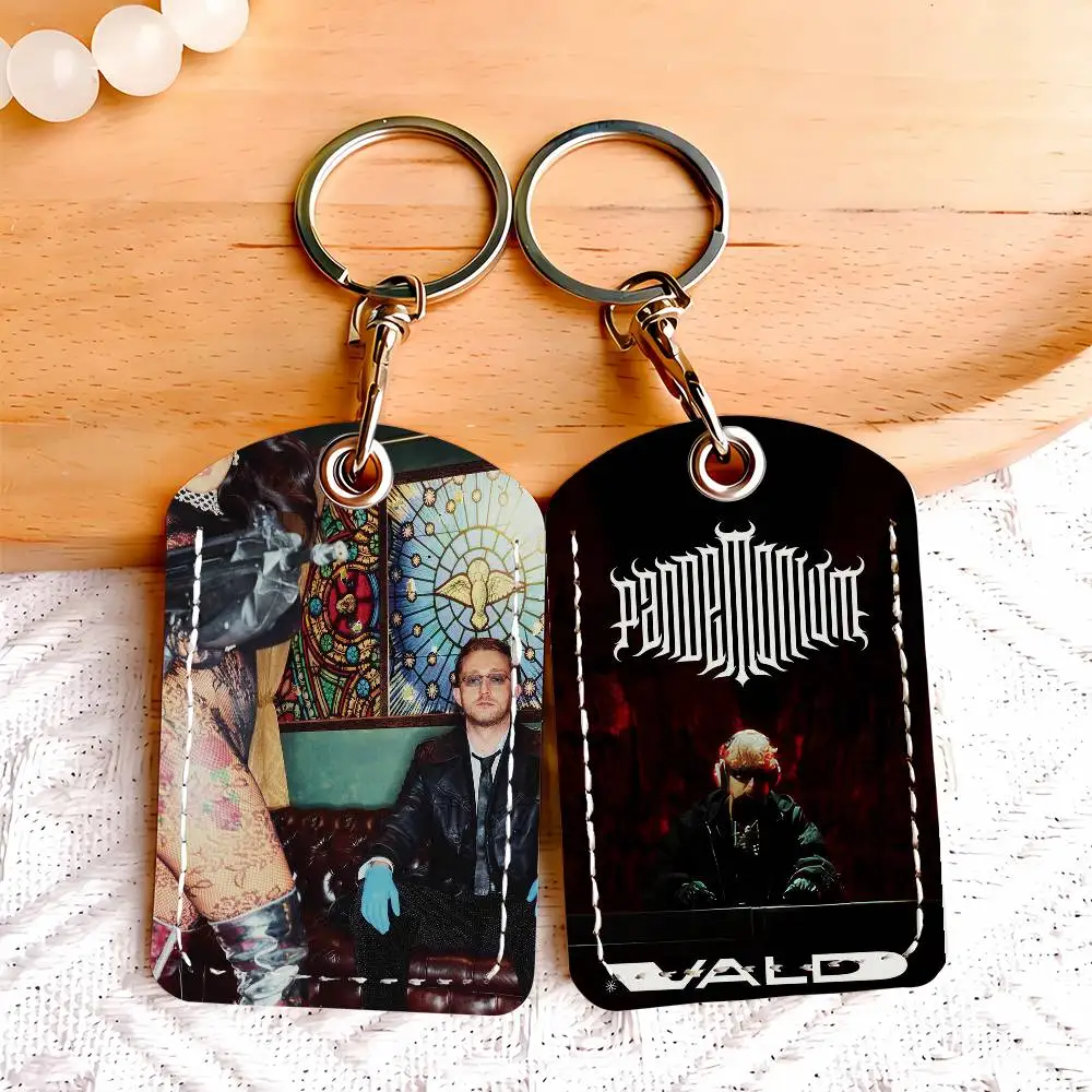 Картхолдер Rapper Vald Pandemonium с брелоком: Защита для банковских карт, кредиток, проездных на метро и автобус
Картхолдер Rapper Vald Pandemonium с брелоком: Защита для банковских карт, кредиток, проездных на метро и автобус