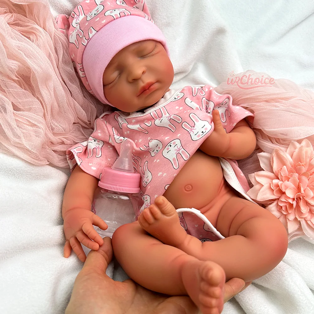 Reborn Baby Doll 17Inch Realistic Lifelike Weighted Girl Silicone Newborn Reborn Doll Can Take Bath Baby Toys For Kid'S Gift
Reborn Baby Doll 17Inch Realistic Lifelike Weighted Girl Silicone Newborn Reborn Doll Can Take Bath Baby Toys For Kid'S Gift