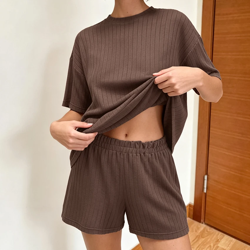 Hiloc Street Chic Brown Knit Shorts Suits 2026 Summer Casual Loose O Neck Tees Elastic Waist Shorts 2 Piece Sets Daily Outfit
Hiloc Street Chic Brown Knit Shorts Suits 2026 Summer Casual Loose O Neck Tees Elastic Waist Shorts 2 Piece Sets Daily Outfit