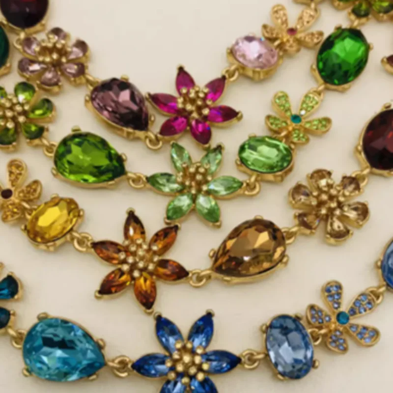 New Color Crystal Flower Niche Design Temperament Hgh-grade European And American Retro Fashion Elegant Necklace Women
New Color Crystal Flower Niche Design Temperament Hgh-grade European And American Retro Fashion Elegant Necklace Women